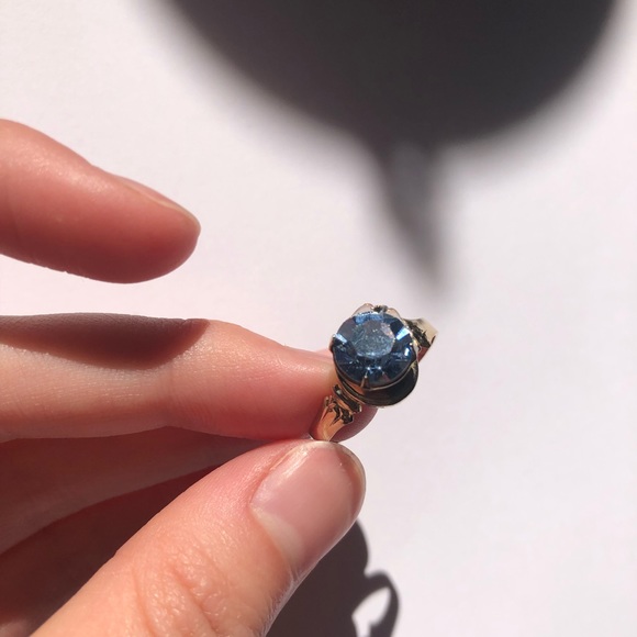 blue gem ring - Picture 2 of 5